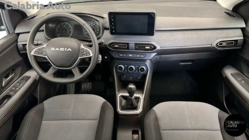 Dacia Jogger nuova a Reggio Calabria (4)