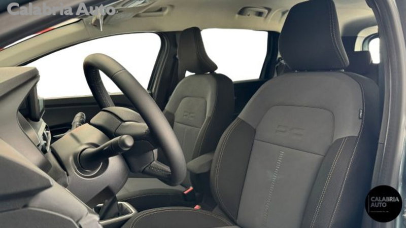 Dacia Jogger nuova a Reggio Calabria (7)