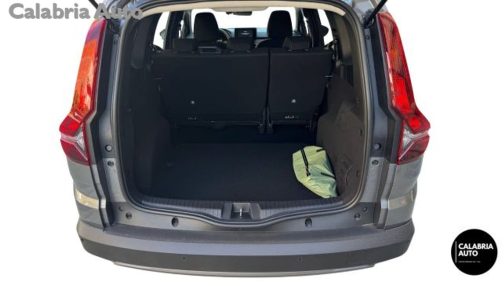 Dacia Jogger nuova a Reggio Calabria (5)