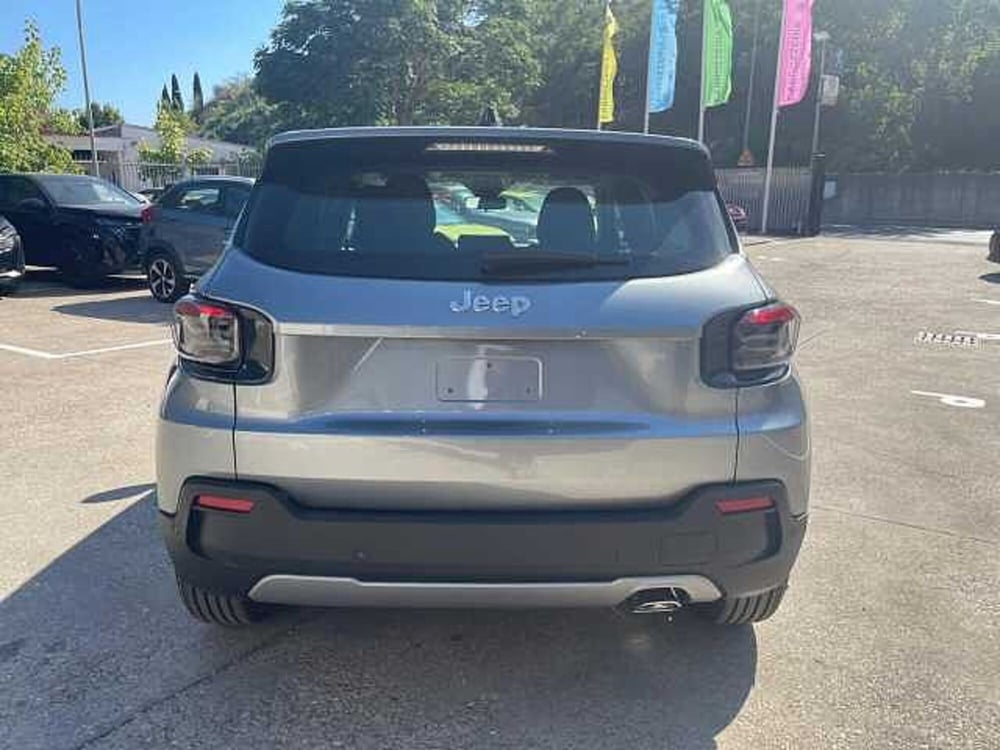 Jeep Avenger nuova a Roma (5)