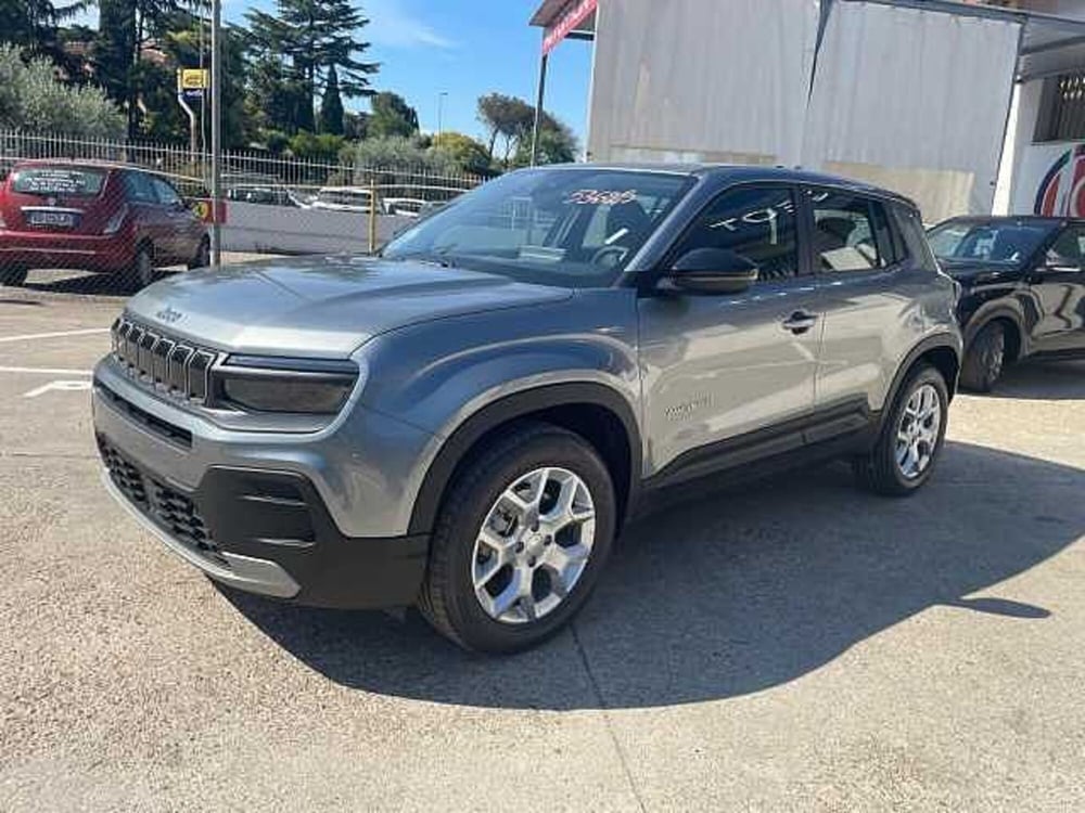 Jeep Avenger nuova a Roma (8)