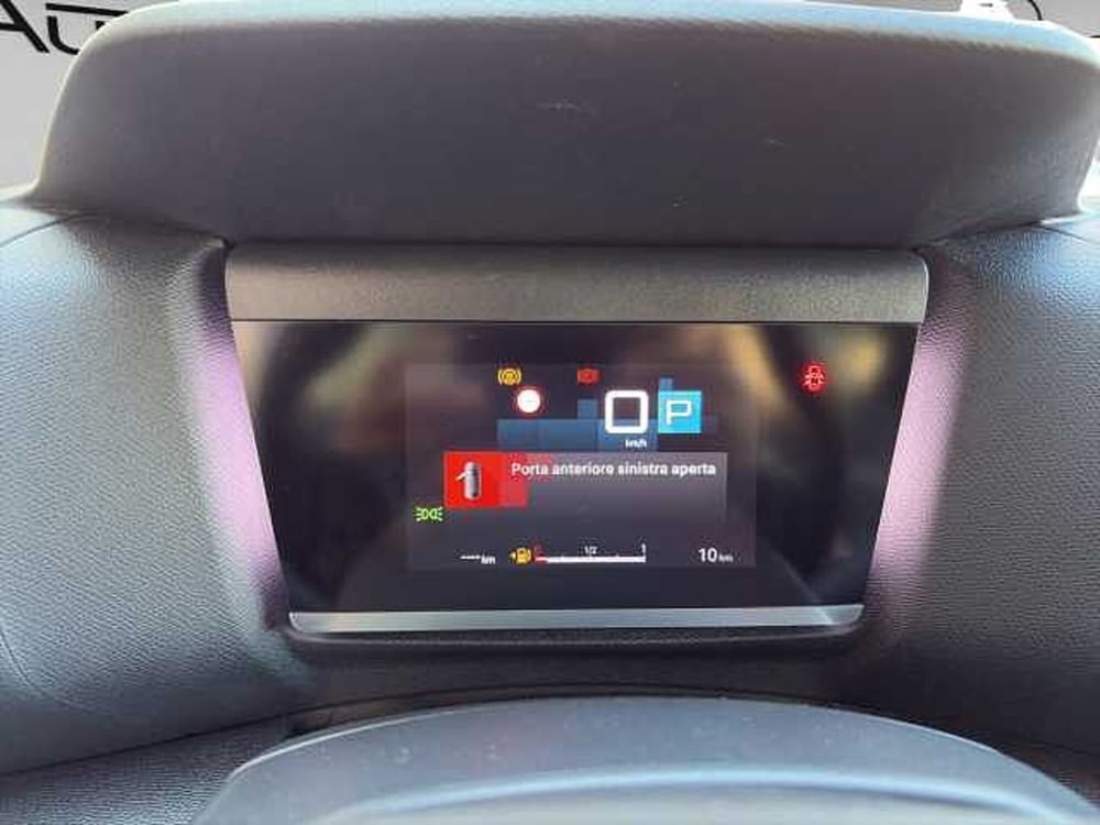 Citroen C4 nuova a Vibo Valentia (12)