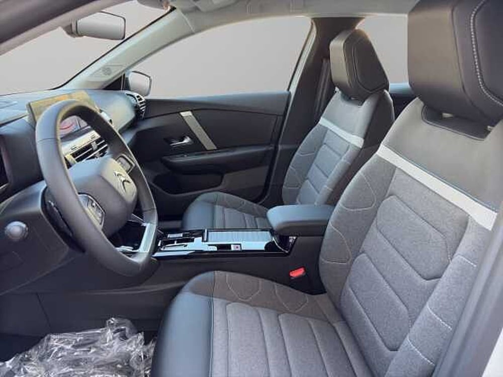 Citroen C4 nuova a Vibo Valentia (9)