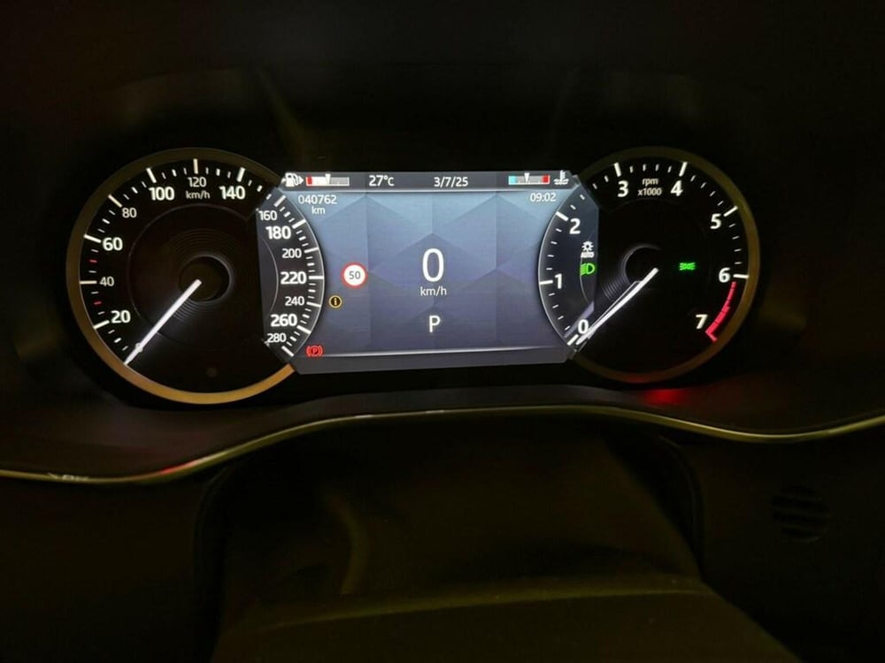 Jaguar F-Pace usata a Varese (8)