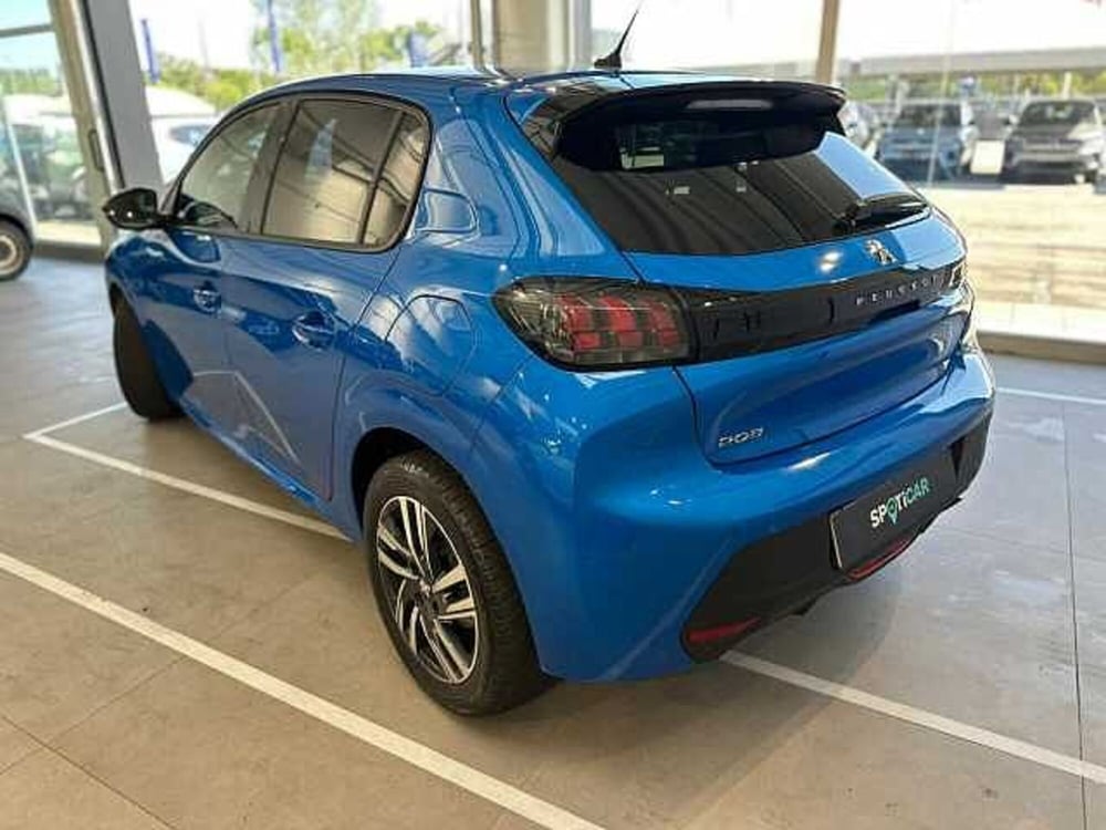 Peugeot 208 usata a Venezia (7)
