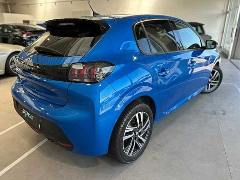 Peugeot 208 usata a Venezia (8)
