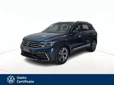 Volkswagen Tiguan Allspace 2.0 tdi R-Line 150cv dsg del 2021 usata a Arzignano