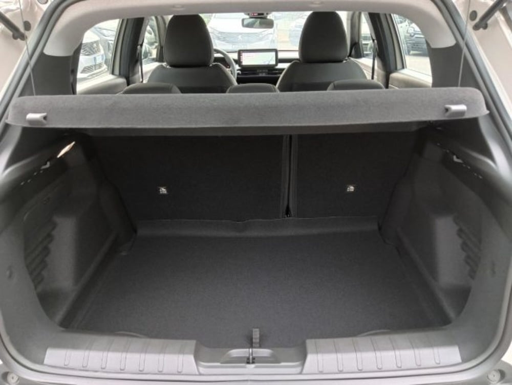 Jeep Avenger nuova a Brescia (19)