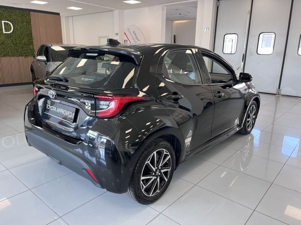 Toyota Yaris usata a Prato (4)