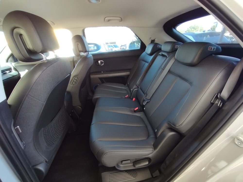Hyundai Ioniq 5 nuova a Palermo (16)