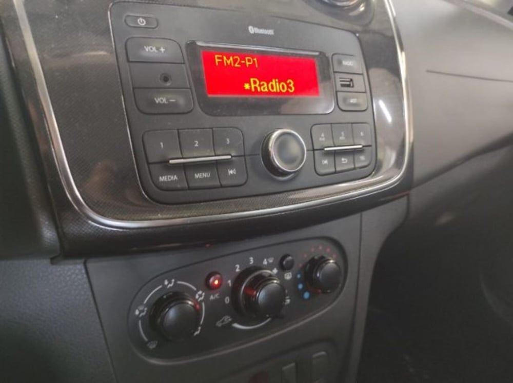 Dacia Sandero usata a Viterbo (2)