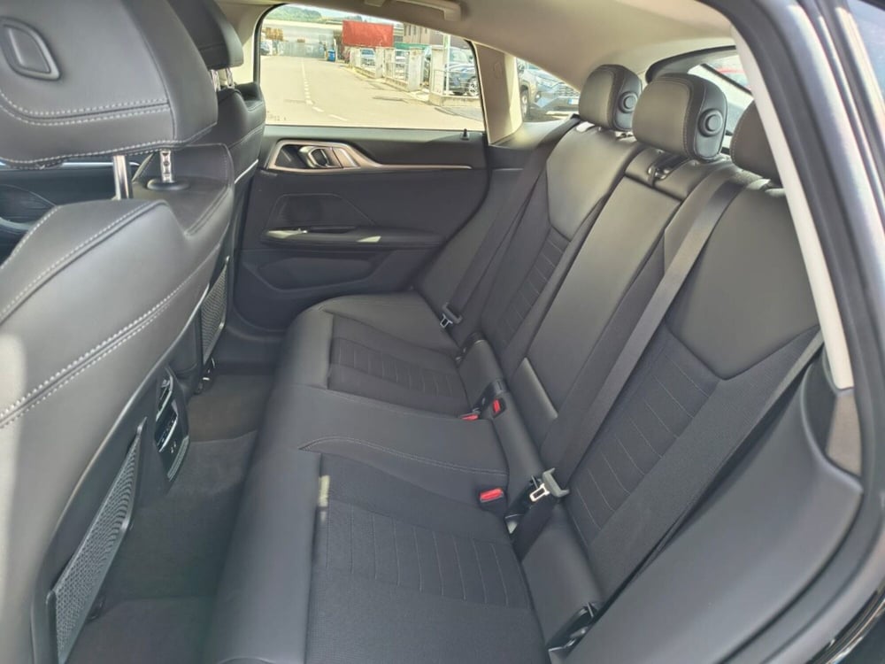BMW i4 usata a Firenze (18)