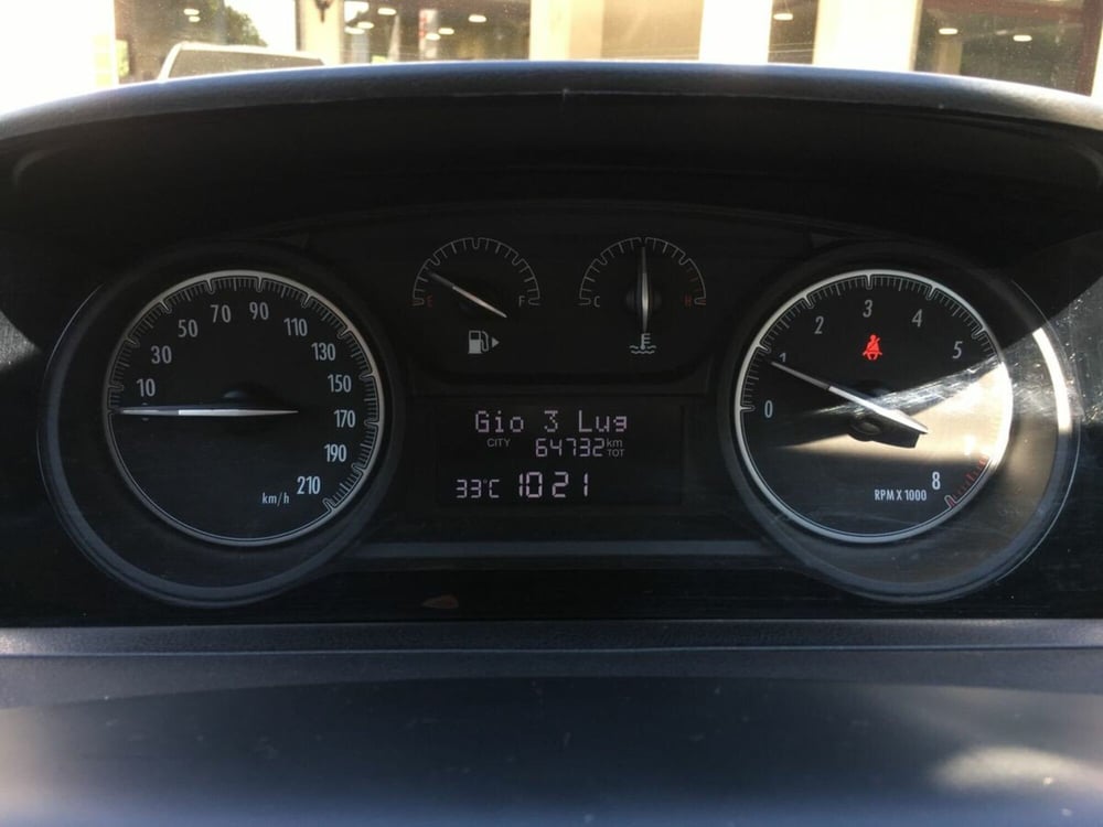 Lancia Ypsilon usata a Lecco (9)