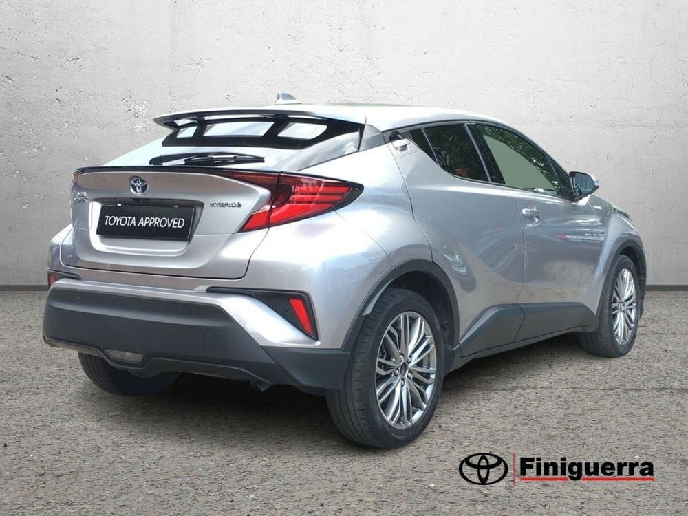Toyota Toyota C-HR usata a Lecco (5)