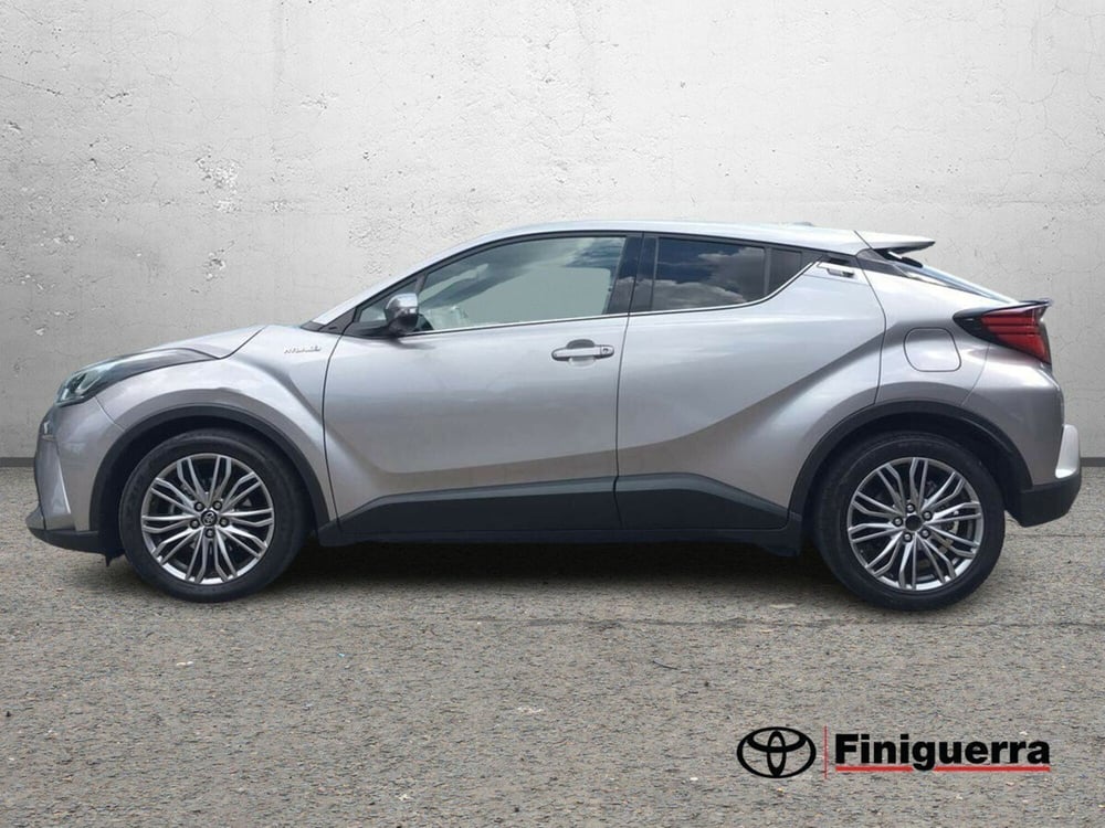 Toyota Toyota C-HR usata a Lecco (7)