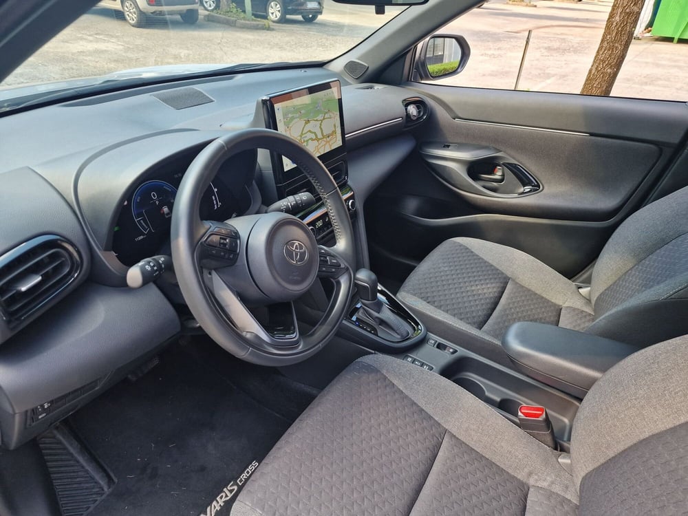 Toyota Yaris Cross usata a Como (6)