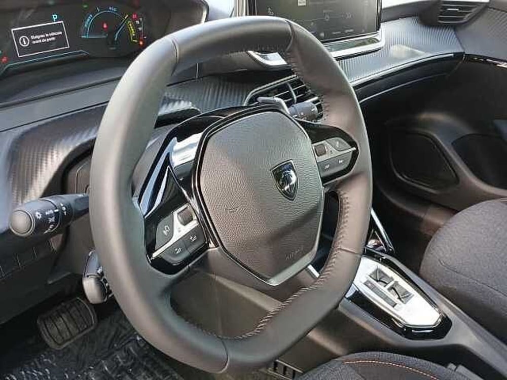 Peugeot 208 nuova a Perugia (16)