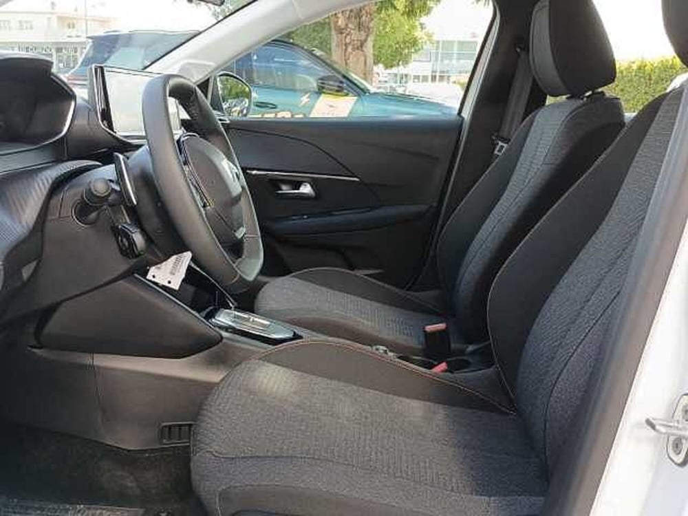 Peugeot 208 nuova a Perugia (9)