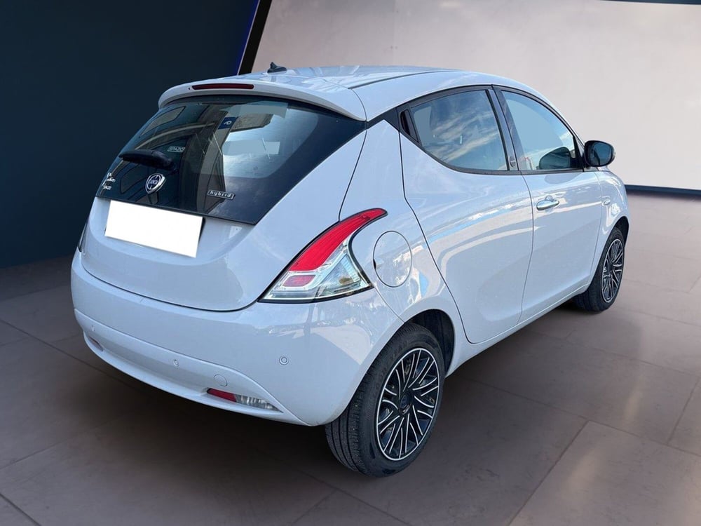 Lancia Ypsilon usata a Torino (4)