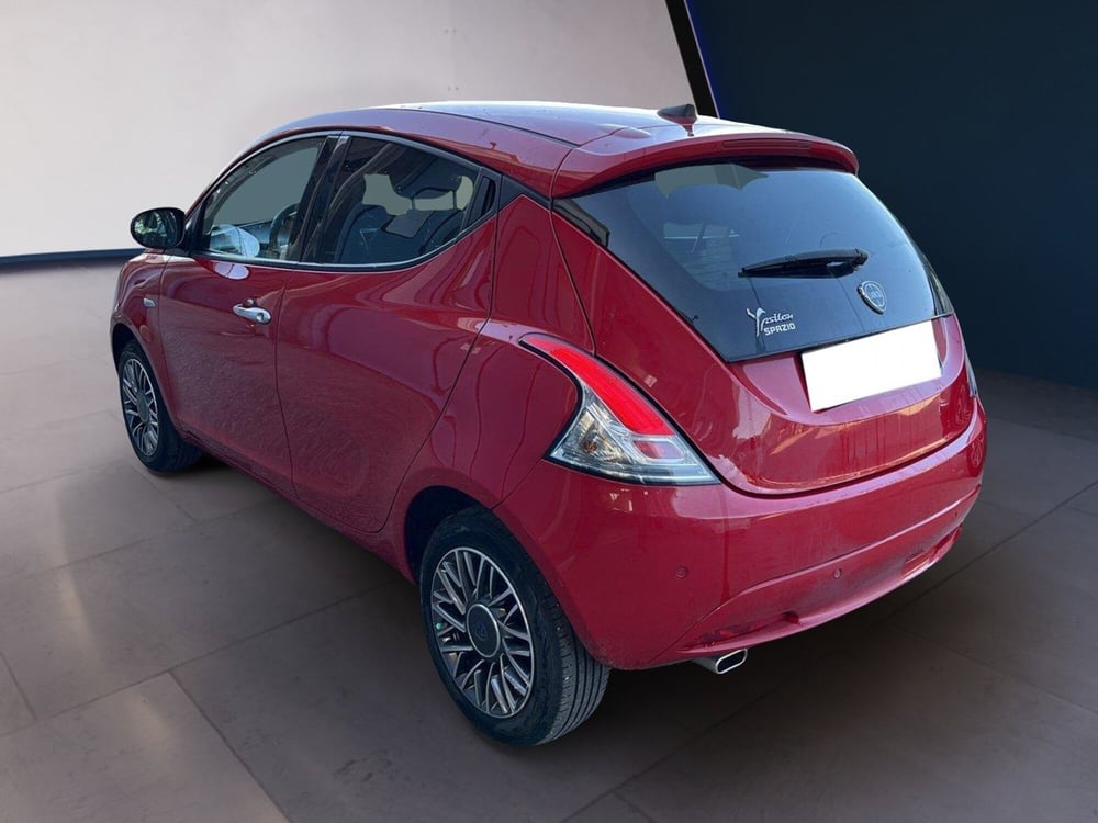 Lancia Ypsilon usata a Torino (5)