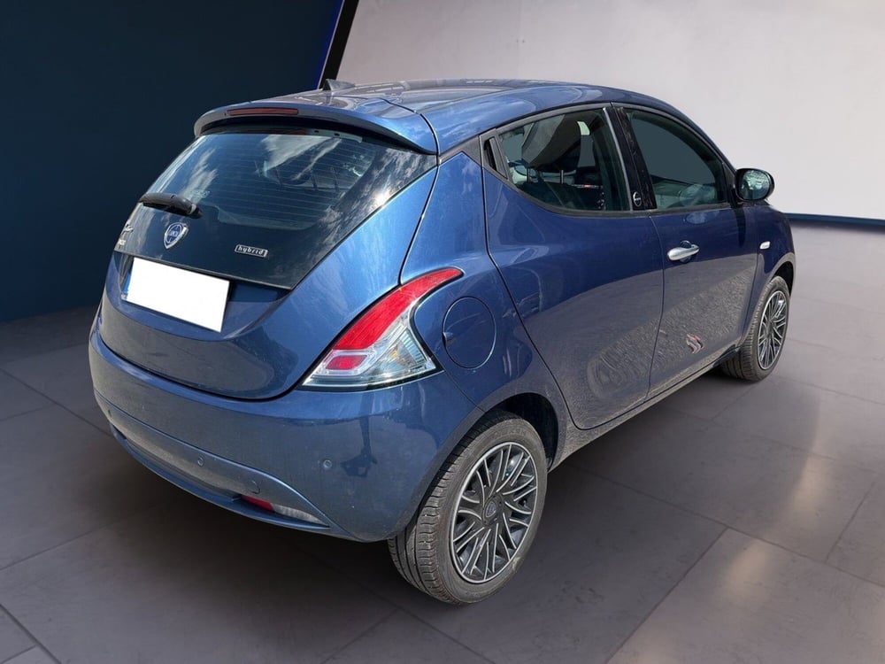 Lancia Ypsilon usata a Torino (4)