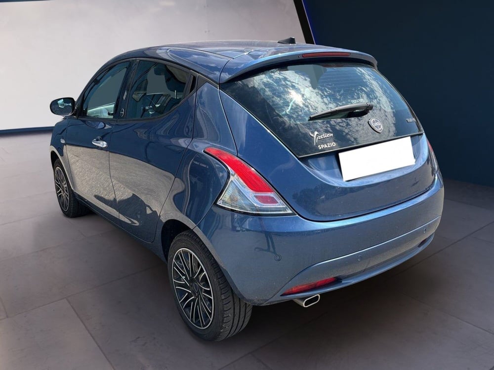 Lancia Ypsilon usata a Torino (5)