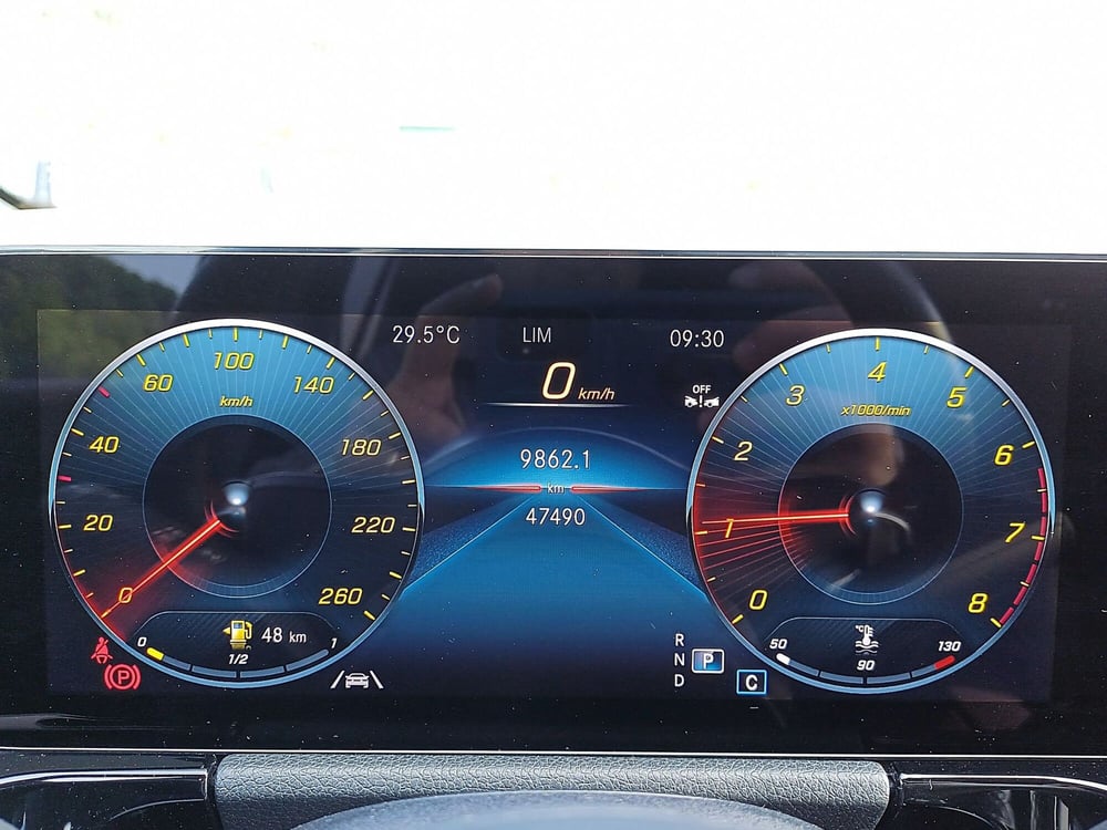 Mercedes-Benz GLA SUV usata  (15)