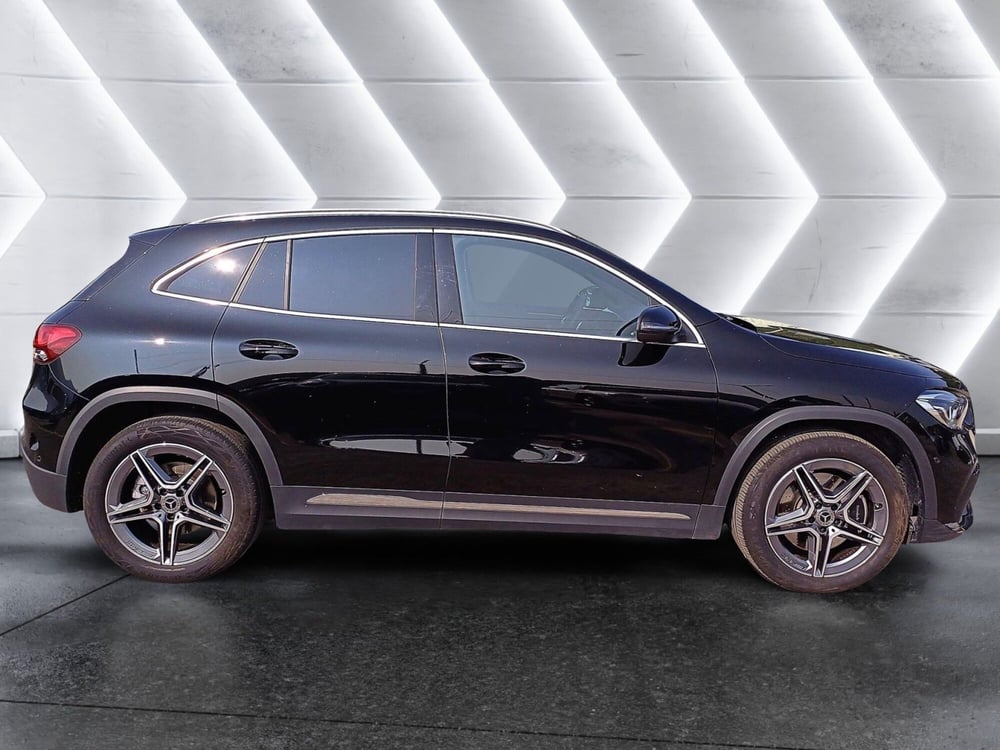 Mercedes-Benz GLA SUV usata  (5)
