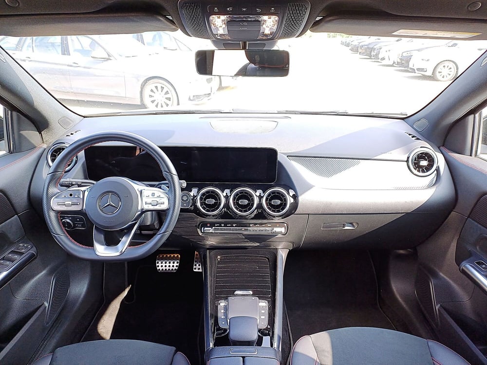 Mercedes-Benz GLA SUV usata  (8)