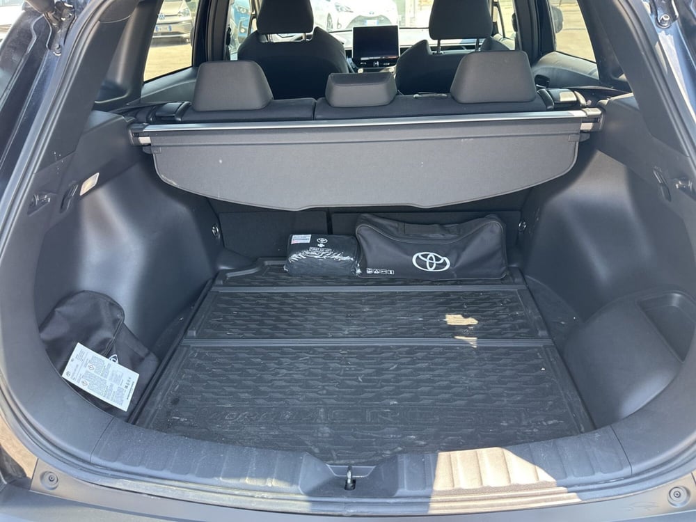 Toyota Corolla Cross Hybrid usata a Siracusa (6)