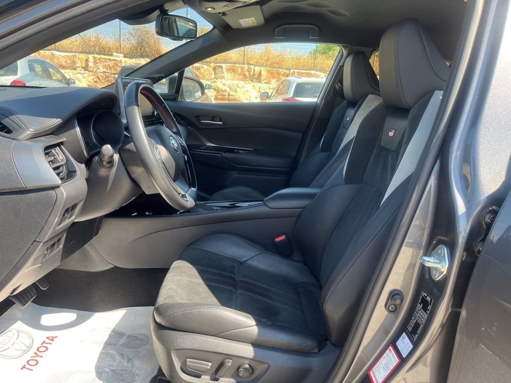 Toyota Toyota C-HR usata a Ragusa (9)