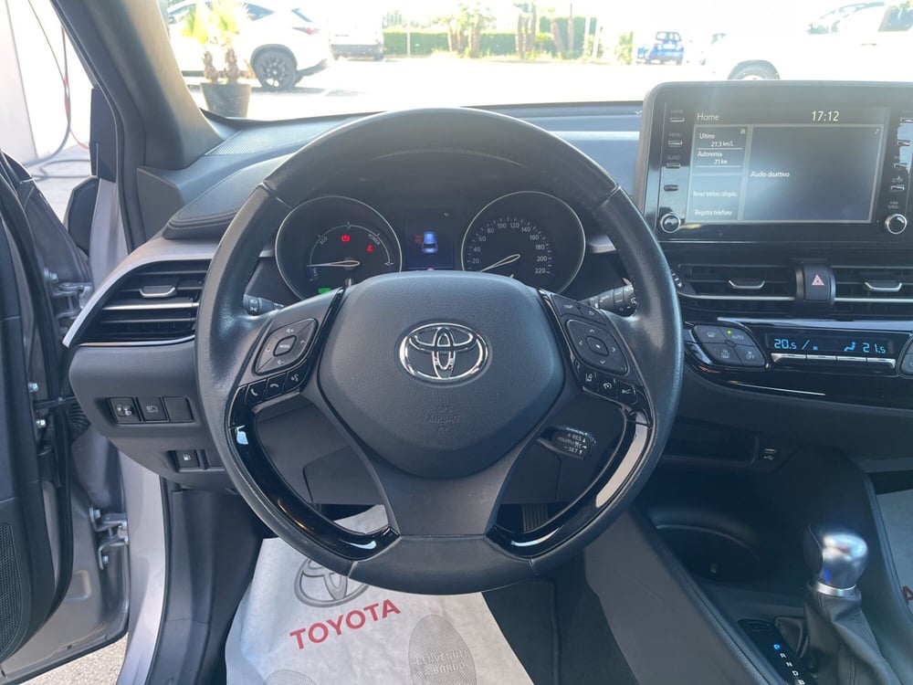 Toyota Toyota C-HR usata a Ragusa (10)