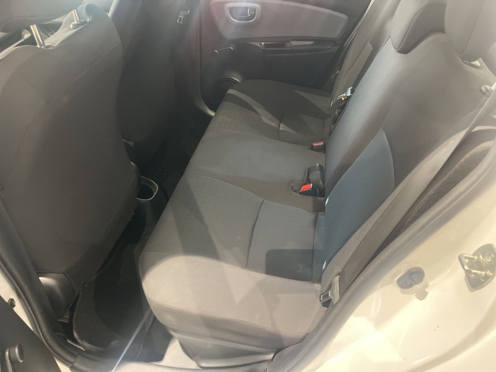 Toyota Yaris usata a Catania (8)