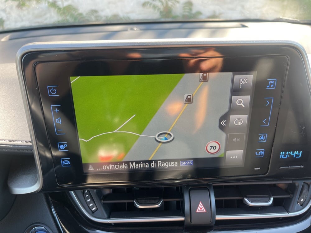 Toyota Toyota C-HR usata a Ragusa (14)