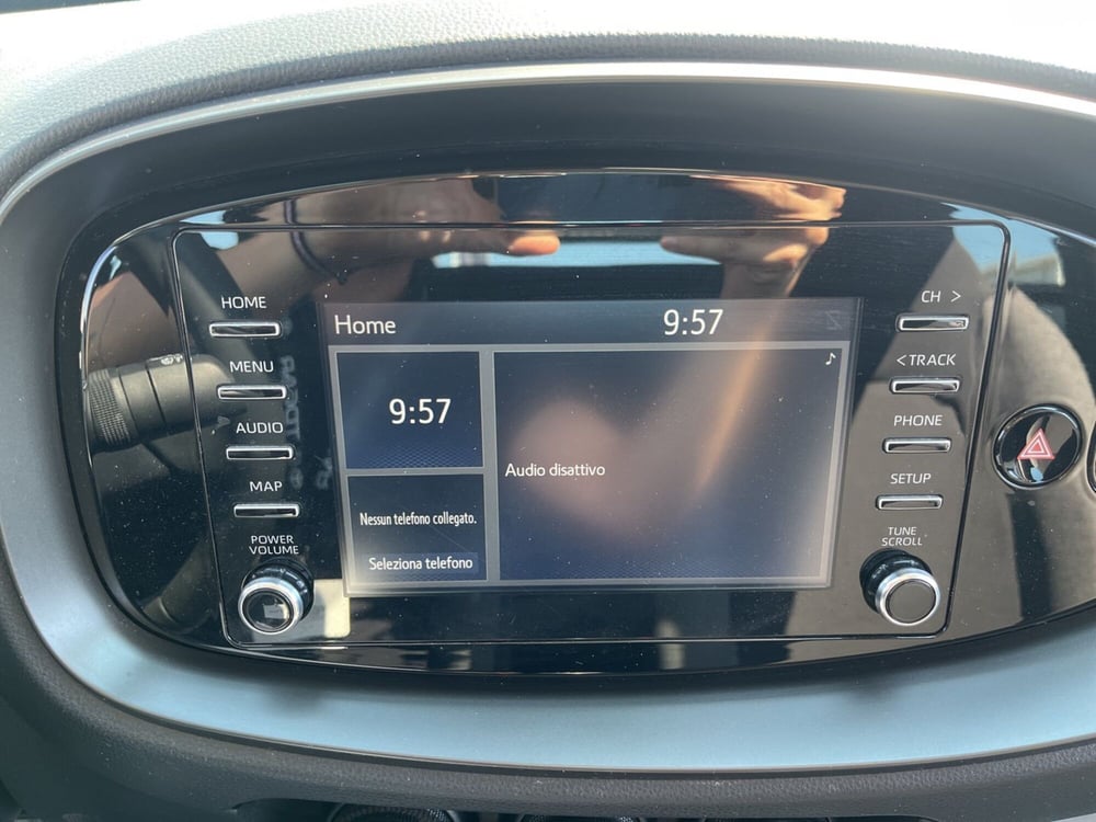 Toyota Aygo X usata a Catania (13)