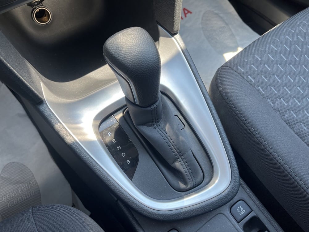 Toyota Yaris Cross usata a Ragusa (15)