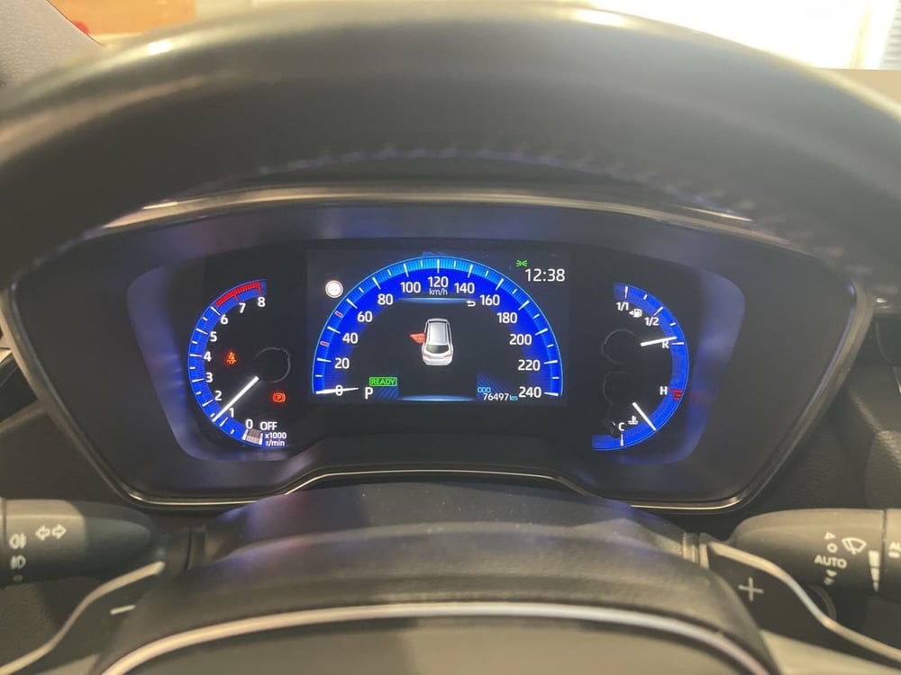 Toyota Corolla Touring Sports usata a Catania (12)