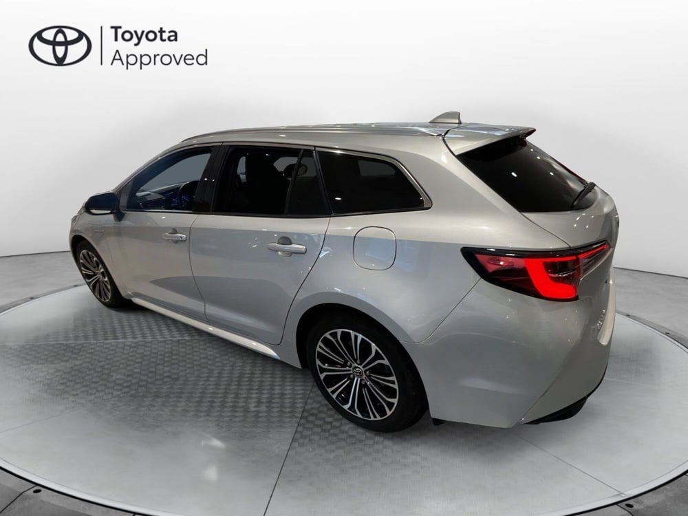 Toyota Corolla Touring Sports usata a Catania (4)