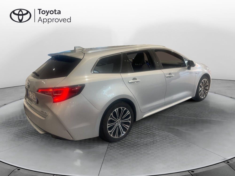 Toyota Corolla Touring Sports usata a Catania (5)