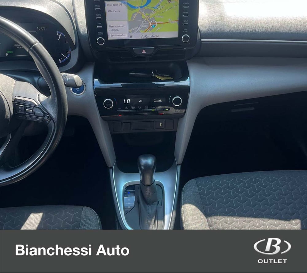 Toyota Yaris Cross usata a Cremona (14)