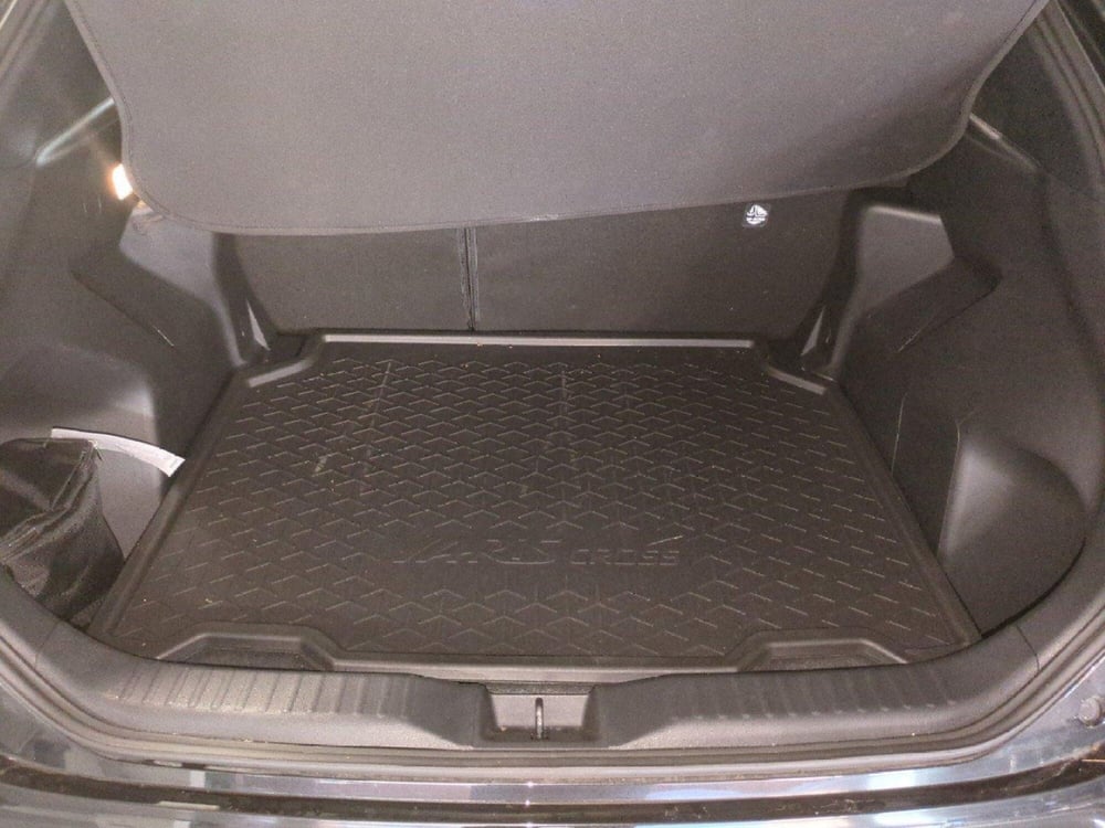 Toyota Yaris Cross usata a Milano (10)