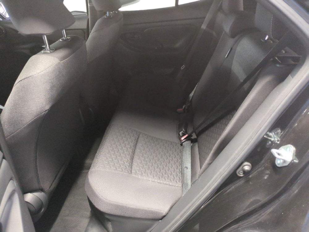 Toyota Yaris Cross usata a Milano (11)