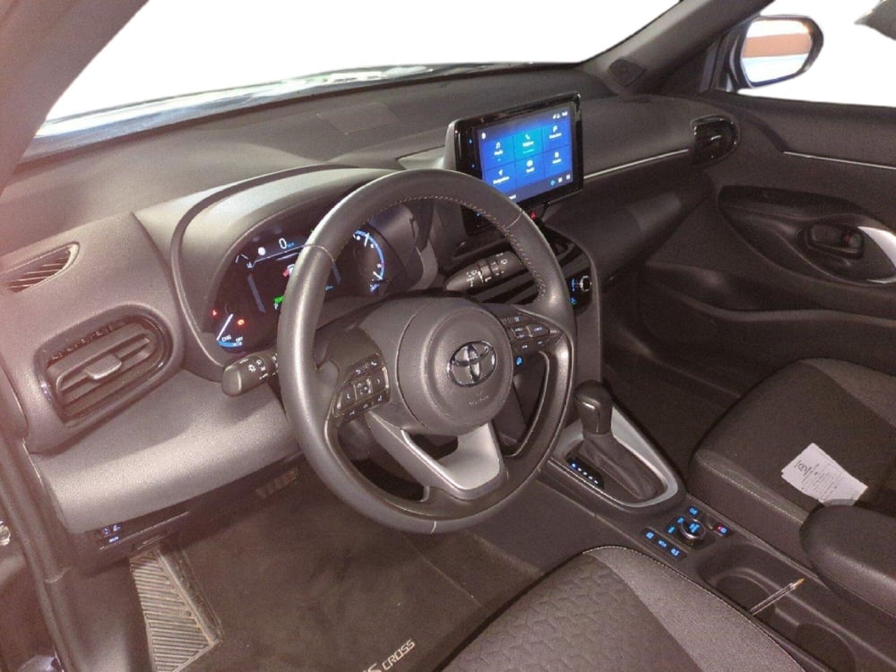 Toyota Yaris Cross usata a Milano (14)