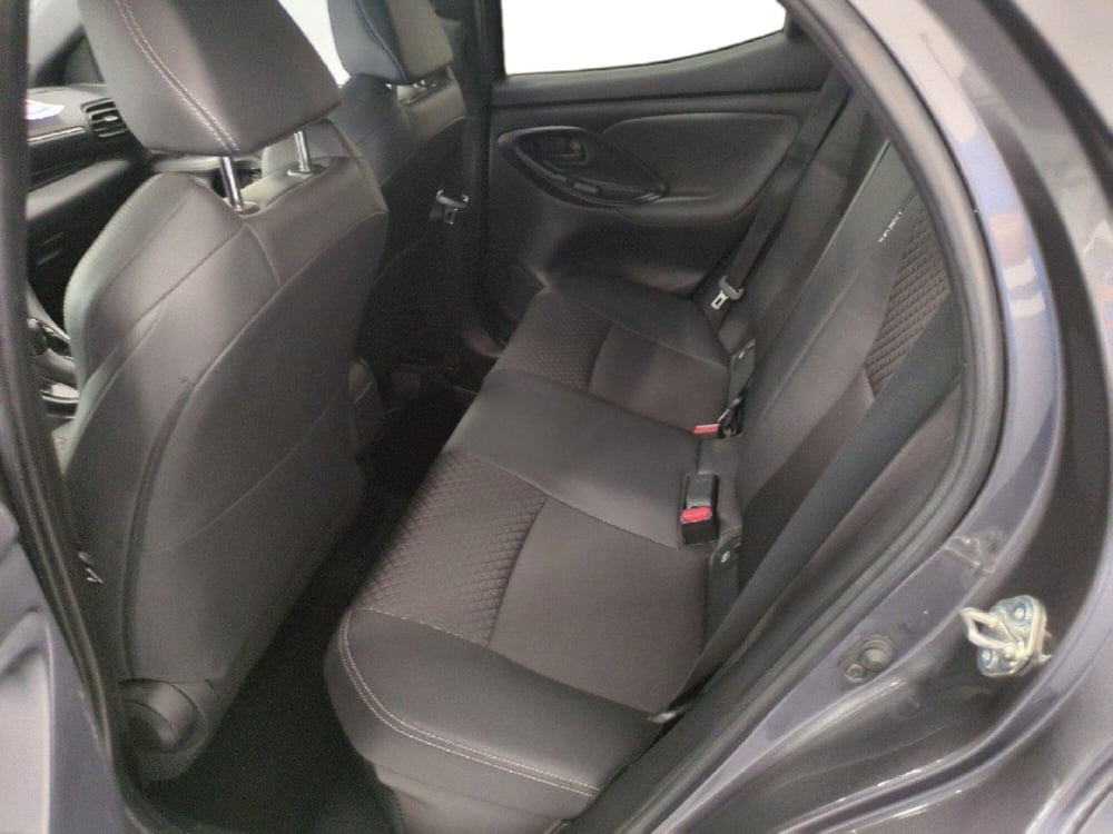 Toyota Yaris usata a Milano (10)