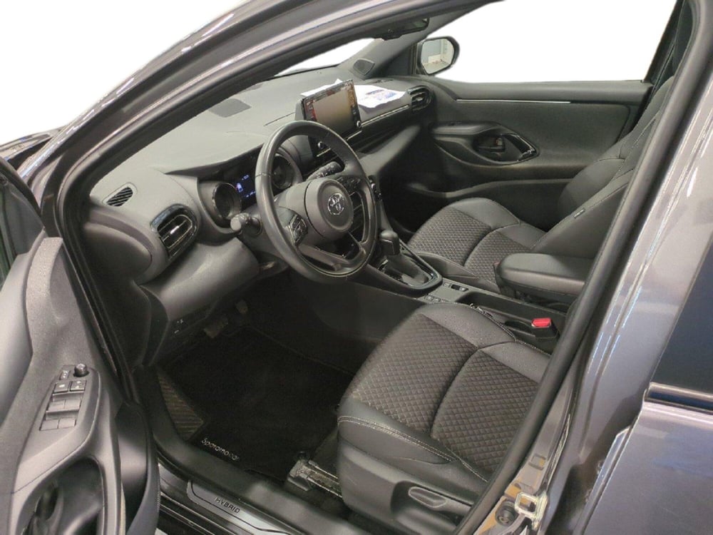 Toyota Yaris usata a Milano (11)