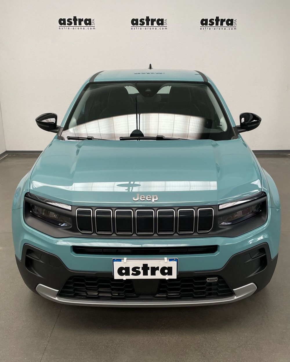 Jeep Avenger nuova a Novara (2)
