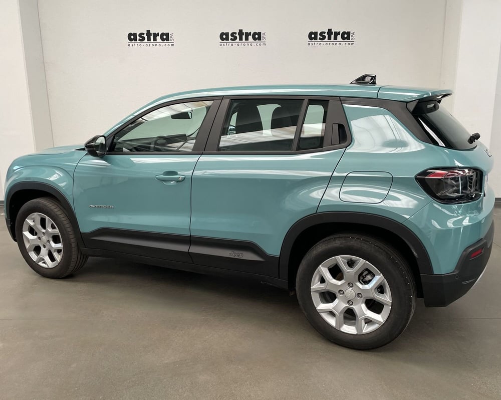 Jeep Avenger nuova a Novara (6)