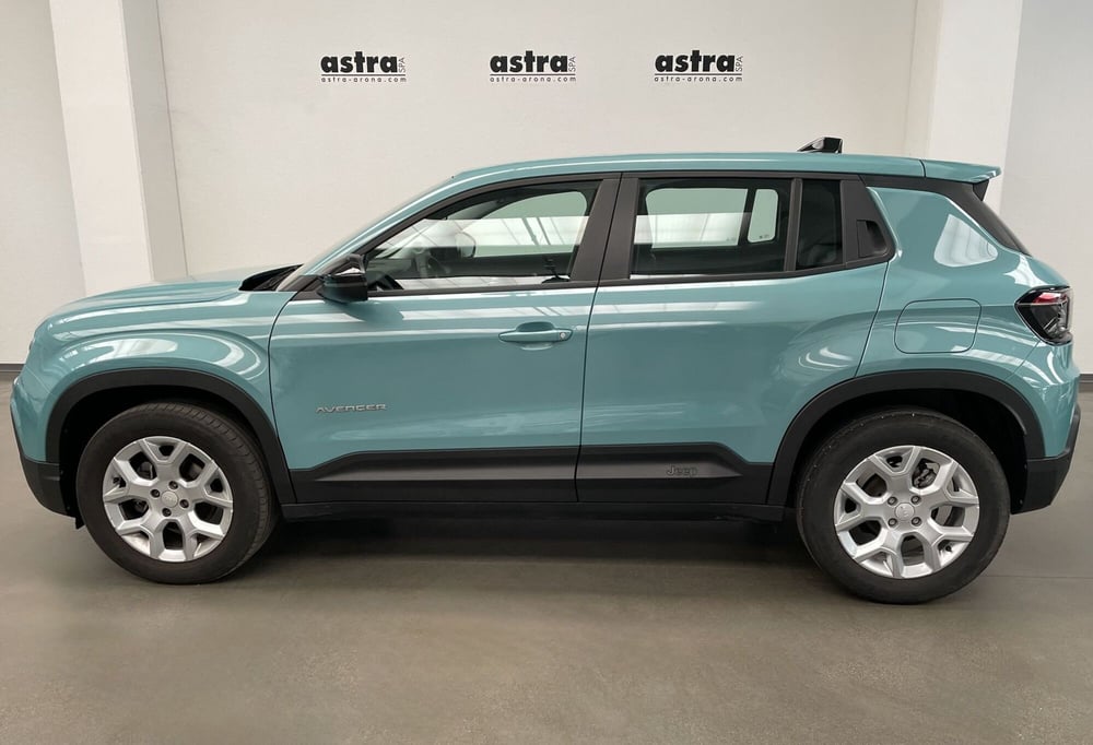 Jeep Avenger nuova a Novara (7)