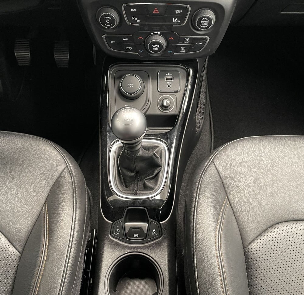 Jeep Compass usata a Novara (13)