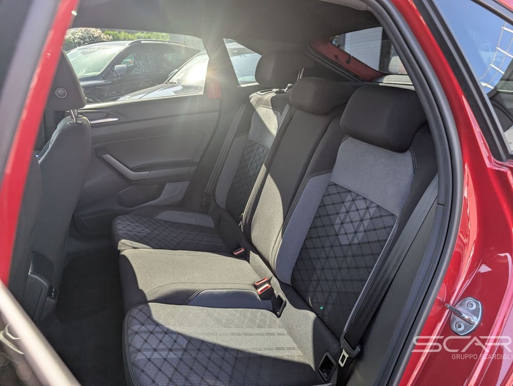 Volkswagen Taigo usata a Livorno (19)